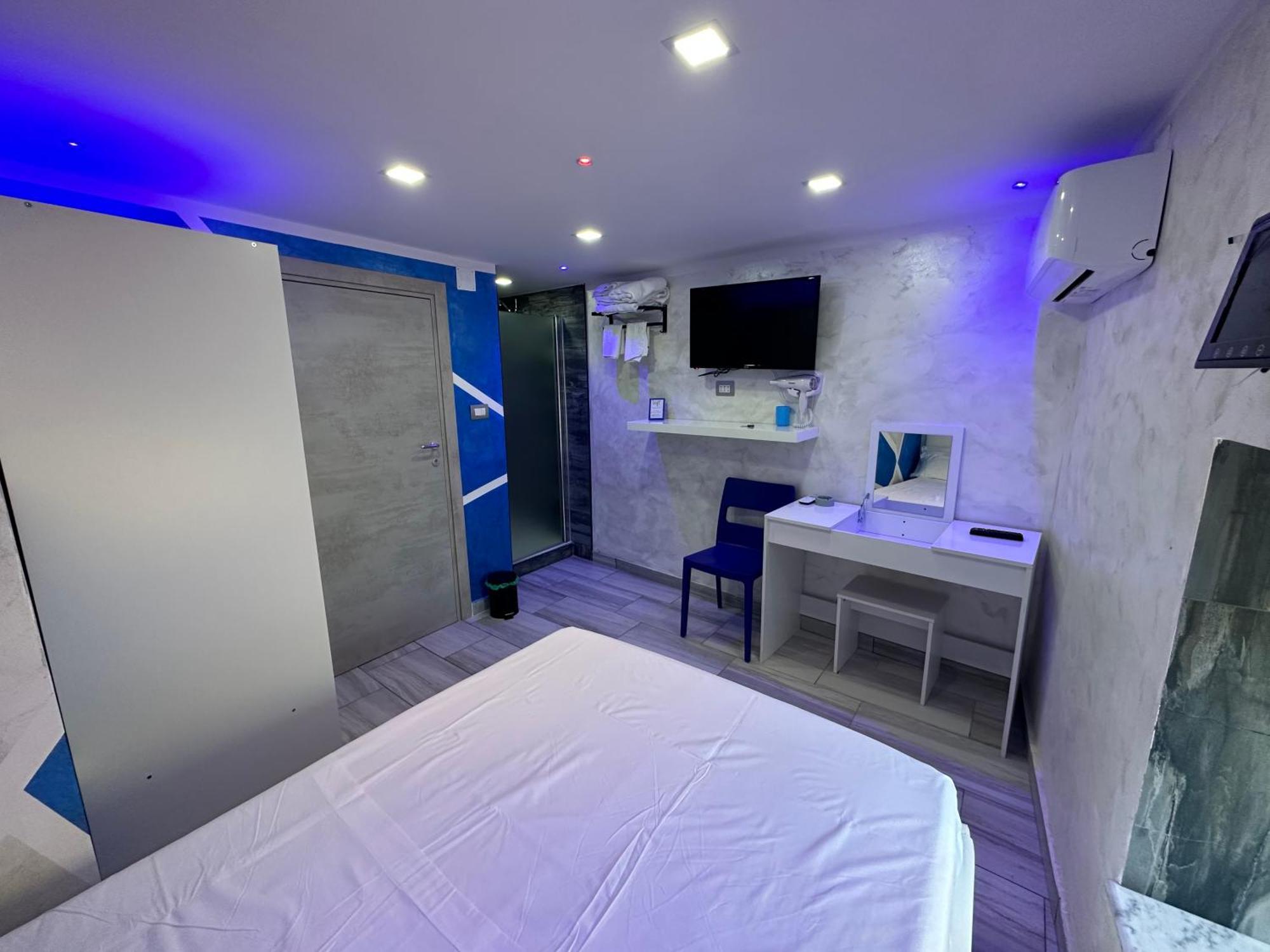 Clopat Vacanze2023 Hotell Napoli Eksteriør bilde