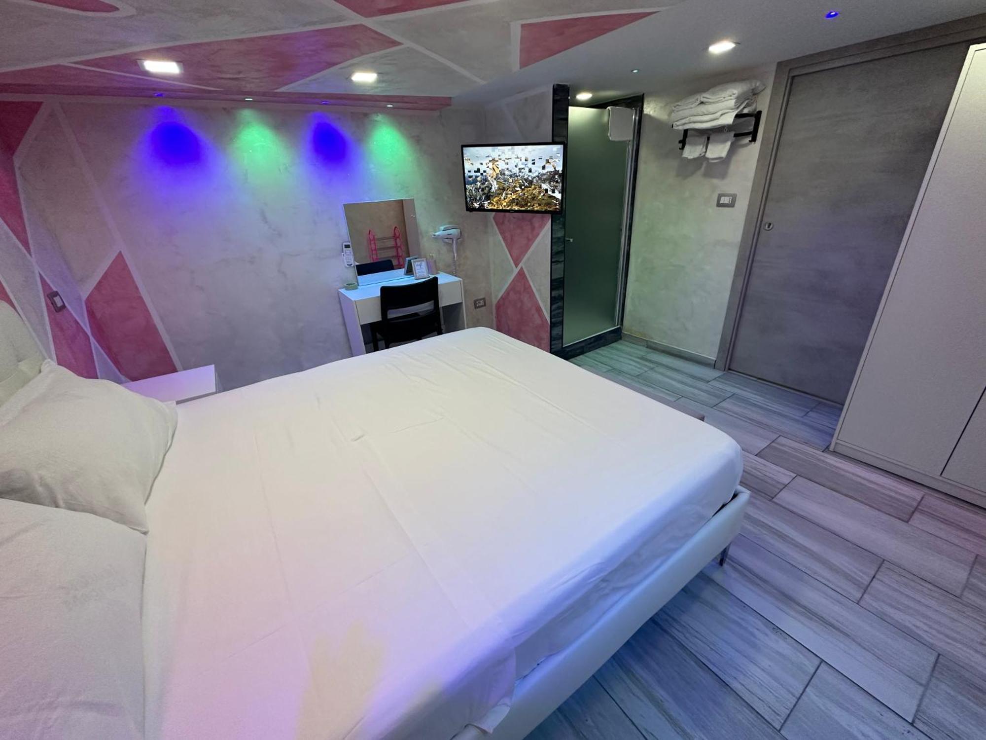 Clopat Vacanze2023 Hotell Napoli Eksteriør bilde