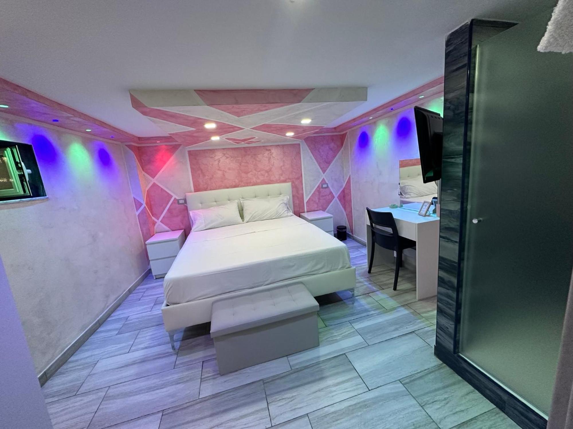 Clopat Vacanze2023 Hotell Napoli Eksteriør bilde